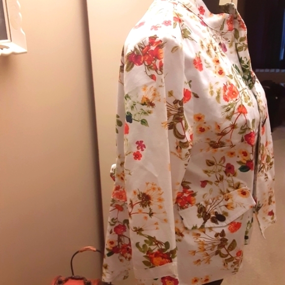 Floral Jean Jacket - Picture 3 of 15
